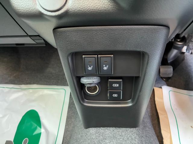 ハスラー ハイブリッドＸ　届出済未使用車　スマートキー＆プッシュスタート　前席シートヒーター　車線逸脱警報装置　セキュリティアラーム　オートＬＥＤライト　ＡＢＳ　デュアルカメラサポート　安全ボディ　パワーステアリング（24枚目）