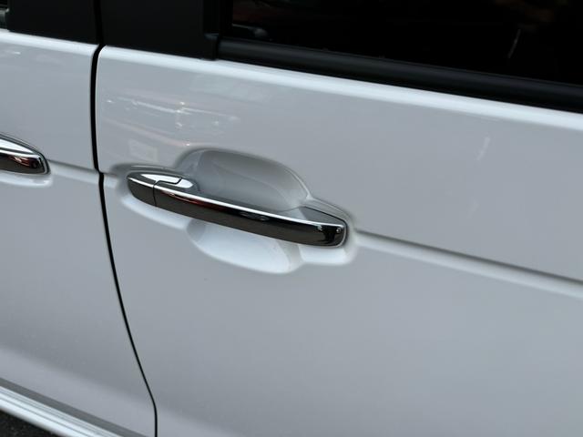 Ｎ－ＢＯＸカスタム ベースグレード　衝突被害軽減ブレーキ　スマートキー　スライドドア　ＬＥＤヘッドライト　パワーウインドウ　プッシュスタート　クルーズコントロール　フルオートエアコン　ＡＢＳ　前席シートヒーター　アイドリングストップ（7枚目）