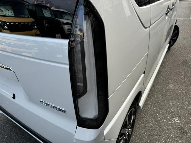 Ｎ－ＢＯＸカスタム ベースグレード　衝突被害軽減ブレーキ　スマートキー　スライドドア　ＬＥＤヘッドライト　パワーウインドウ　プッシュスタート　クルーズコントロール　フルオートエアコン　ＡＢＳ　前席シートヒーター　アイドリングストップ（12枚目）