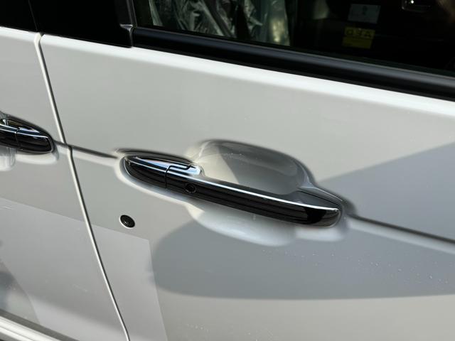 Ｎ－ＢＯＸカスタム ベースグレード　衝突被害軽減ブレーキ　スマートキー　スライドドア　ＬＥＤヘッドライト　パワーウインドウ　プッシュスタート　クルーズコントロール　フルオートエアコン　ＡＢＳ　前席シートヒーター　アイドリングストップ（14枚目）