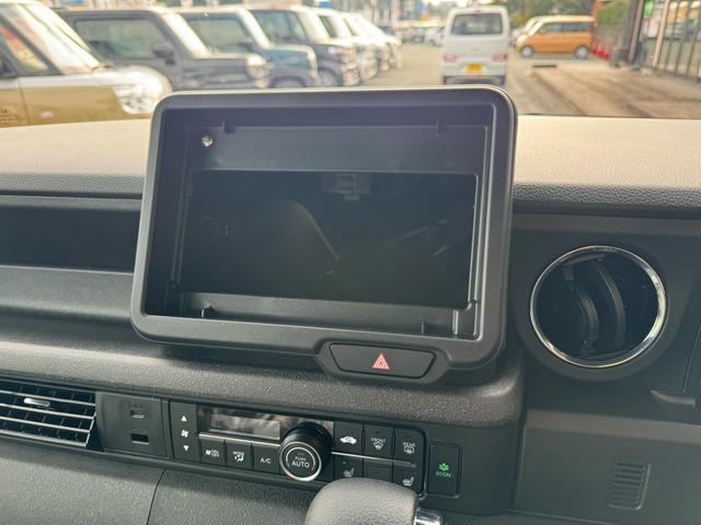 Ｎ－ＢＯＸカスタム ベースグレード　衝突被害軽減ブレーキ　スマートキー　スライドドア　ＬＥＤヘッドライト　パワーウインドウ　プッシュスタート　クルーズコントロール　フルオートエアコン　ＡＢＳ　前席シートヒーター　アイドリングストップ（64枚目）