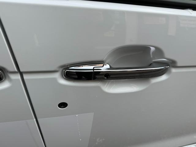 Ｎ－ＢＯＸカスタム ベースグレード　衝突被害軽減ブレーキ　スマートキー　スライドドア　ＬＥＤヘッドライト　パワーウインドウ　プッシュスタート　クルーズコントロール　フルオートエアコン　ＡＢＳ　前席シートヒーター　アイドリングストップ（23枚目）