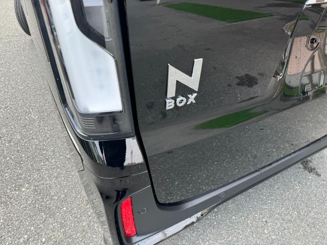 ���Ђ̓͏o�ρi�o�^�ρj���g�p�Ԃ́A�V�ԓo�^������u�T�N�ԁA�������͑��s�P�O�������v�܂ŕۏؒv���܂��B�ۏؓ��e�̓��[�J�[�ۏ؏��i�����e�i���X�m�[�g�j�ɏ����܂��B���ڍׂ̓X�^�b�t�ɂ��q�˂��������B