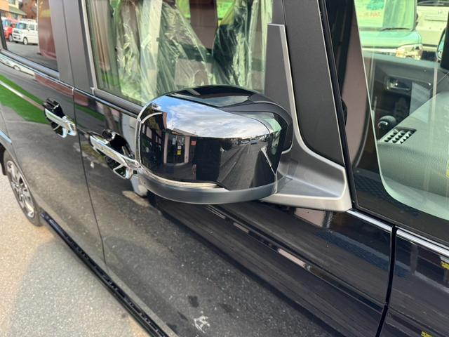 ���Ђ̓͏o�ρi�o�^�ρj���g�p�Ԃ́A�V�ԓo�^������u�T�N�ԁA�������͑��s�P�O�������v�܂ŕۏؒv���܂��B�ۏؓ��e�̓��[�J�[�ۏ؏��i�����e�i���X�m�[�g�j�ɏ����܂��B���ڍׂ̓X�^�b�t�ɂ��q�˂��������B