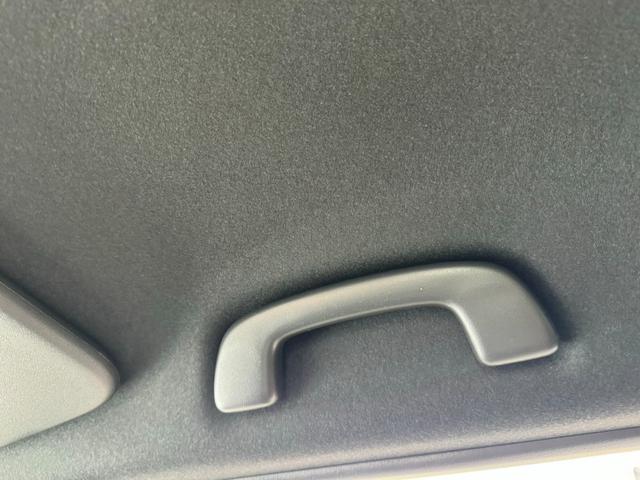 ���Ђ̓͏o�ρi�o�^�ρj���g�p�Ԃ́A�V�ԓo�^������u�T�N�ԁA�������͑��s�P�O�������v�܂ŕۏؒv���܂��B�ۏؓ��e�̓��[�J�[�ۏ؏��i�����e�i���X�m�[�g�j�ɏ����܂��B���ڍׂ̓X�^�b�t�ɂ��q�˂��������B