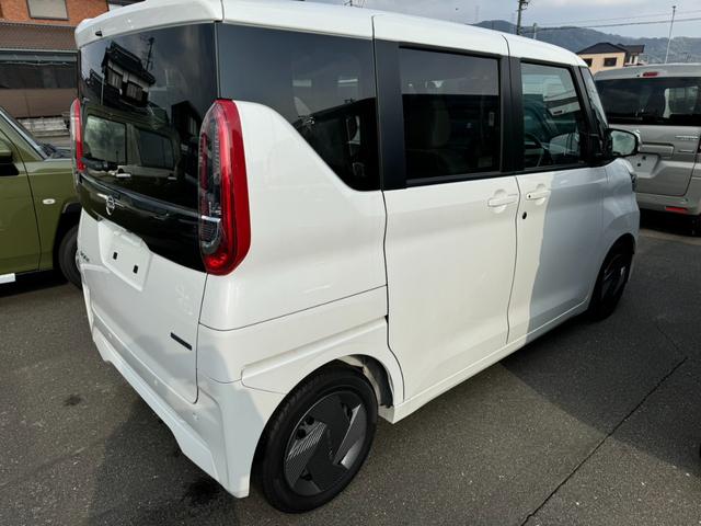 ルークス Ｘ　ディスプレイオーディオ　ドラレコ　ＥＴＣ　衝突被害軽減ブレーキ　スマートキー　スライドドア　　パワーウインドウ　プッシュスタート　フルオートエアコン　ＡＢＳ　　アイドリングストップ（30枚目）