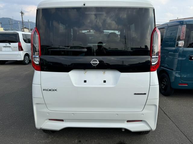 ルークス Ｘ　ディスプレイオーディオ　ドラレコ　ＥＴＣ　衝突被害軽減ブレーキ　スマートキー　スライドドア　　パワーウインドウ　プッシュスタート　フルオートエアコン　ＡＢＳ　　アイドリングストップ（31枚目）