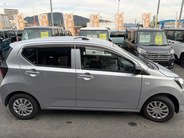 ミライース Ｌ　ＳＡＩＩＩ　ワンセグナビ　Ｂｌｕｅｔｏｏｔｈ接続　フロアマット　衝突軽減ブレーキ　Ｗエアバッグ　ＡＢＳ　パワーウインドウ　アイドリングストップ（4枚目）