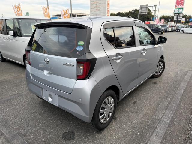 ミライース Ｌ　ＳＡＩＩＩ　ワンセグナビ　Ｂｌｕｅｔｏｏｔｈ接続　フロアマット　衝突軽減ブレーキ　Ｗエアバッグ　ＡＢＳ　パワーウインドウ　アイドリングストップ（5枚目）