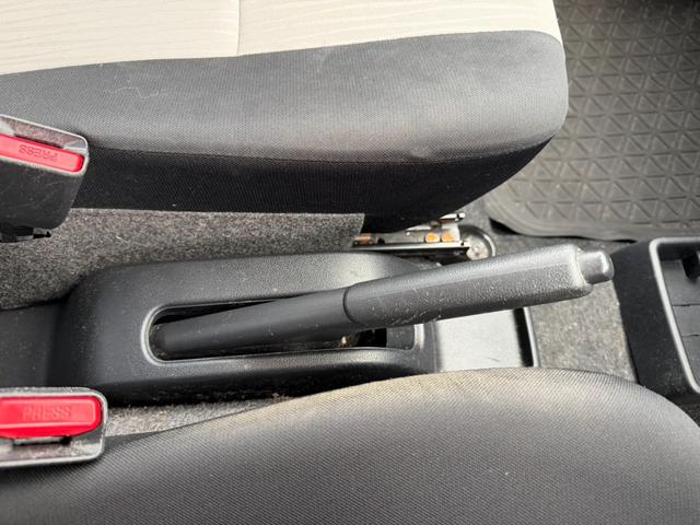 ミライース Ｌ　ＳＡＩＩＩ　ワンセグナビ　Ｂｌｕｅｔｏｏｔｈ接続　フロアマット　衝突軽減ブレーキ　Ｗエアバッグ　ＡＢＳ　パワーウインドウ　アイドリングストップ（19枚目）