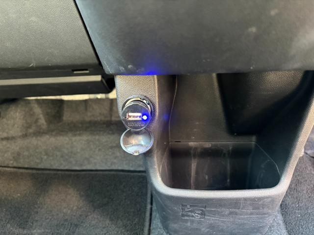 �P�C�J�t�F�̓I�[�����[�J�[�̂��Ԃ���葵���Ă���܂��̂ŁA�P�x�̂�����ŃI�[�����[�J�[�̂��Ԃ����ۂɌ��Ĕ�ׂĂ����������Ƃ��o���܂��B����Ԃ��������p�ӂ��Ă���܂��̂ŁA�y��������ׂ��܂��傤�I