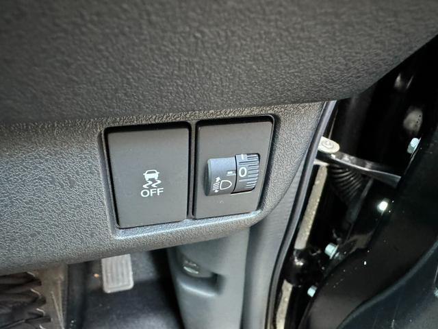 Ｎ－ＢＯＸカスタム ベースグレード　衝突被害軽減ブレーキ　スマートキー　スライドドア　ＬＥＤヘッドライト　パワーウインドウ　プッシュスタート　クルーズコントロール　フルオートエアコン　ＡＢＳ　前席シートヒーター　アイドリングストップ（35枚目）