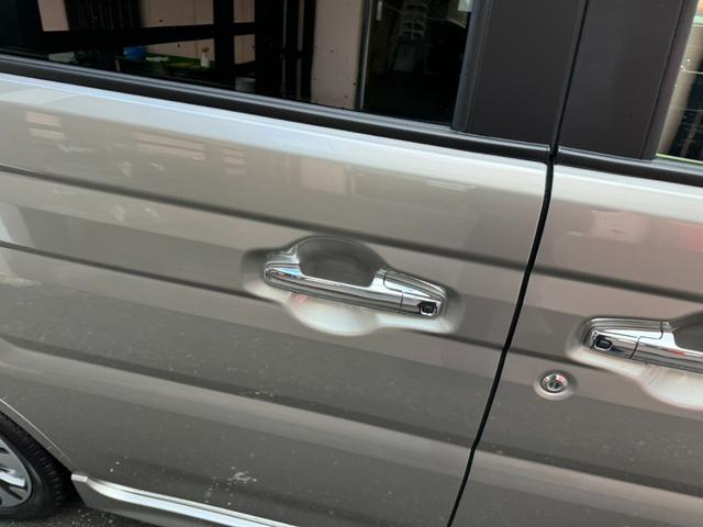 スペーシアカスタム ハイブリッドＸＳ　純正全方位モニターフルセグナビ　衝突被害軽減ブレーキ　スマートキー　スライドドア　ＬＥＤヘッドライト　パワーウインドウ　プッシュスタート　フルオートエアコン　ＡＢＳ　前席シートヒーター（13枚目）