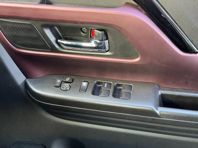 スペーシアカスタム ハイブリッドＸＳ　純正全方位モニターフルセグナビ　衝突被害軽減ブレーキ　スマートキー　スライドドア　ＬＥＤヘッドライト　パワーウインドウ　プッシュスタート　フルオートエアコン　ＡＢＳ　前席シートヒーター（31枚目）