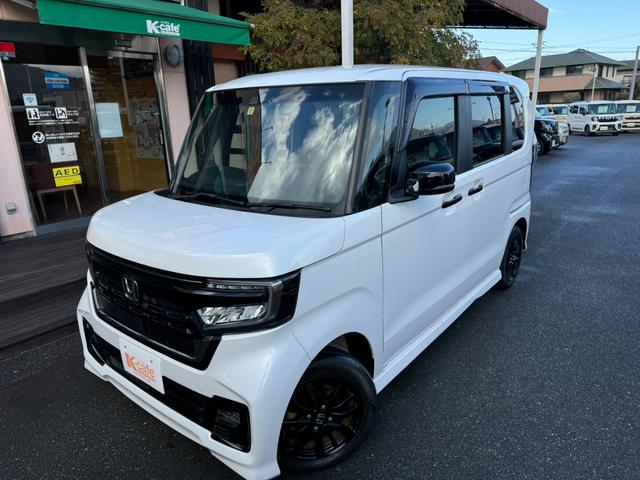 Ｎ－ＢＯＸカスタム Ｌターボ　スタイル＋ブラック　純正ナビ　バックカメラ　衝突被害軽減ブレーキ　スマートキー　スライドドア　ＬＥＤヘッドライト　パワーウインドウ　プッシュスタート　クルーズコントロール　フルオートエアコン　ＡＢＳ（2枚目）