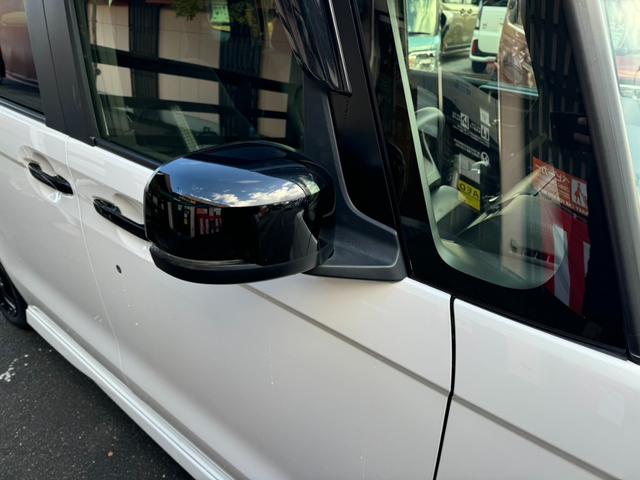 Ｎ－ＢＯＸカスタム Ｌターボ　スタイル＋ブラック　純正ナビ　バックカメラ　衝突被害軽減ブレーキ　スマートキー　スライドドア　ＬＥＤヘッドライト　パワーウインドウ　プッシュスタート　クルーズコントロール　フルオートエアコン　ＡＢＳ（8枚目）