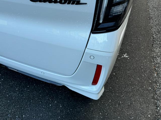 Ｎ－ＢＯＸカスタム Ｌターボ　スタイル＋ブラック　純正ナビ　バックカメラ　衝突被害軽減ブレーキ　スマートキー　スライドドア　ＬＥＤヘッドライト　パワーウインドウ　プッシュスタート　クルーズコントロール　フルオートエアコン　ＡＢＳ（12枚目）