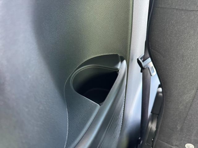 Ｎ－ＢＯＸカスタム Ｌターボ　スタイル＋ブラック　純正ナビ　バックカメラ　衝突被害軽減ブレーキ　スマートキー　スライドドア　ＬＥＤヘッドライト　パワーウインドウ　プッシュスタート　クルーズコントロール　フルオートエアコン　ＡＢＳ（52枚目）