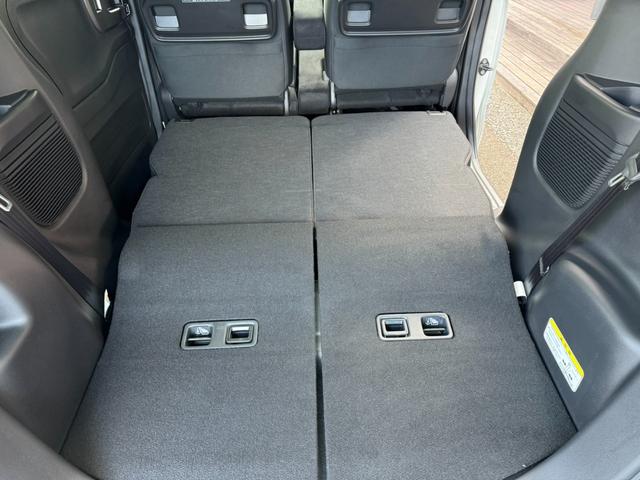 Ｎ－ＢＯＸカスタム Ｌターボ　スタイル＋ブラック　純正ナビ　バックカメラ　衝突被害軽減ブレーキ　スマートキー　スライドドア　ＬＥＤヘッドライト　パワーウインドウ　プッシュスタート　クルーズコントロール　フルオートエアコン　ＡＢＳ（54枚目）