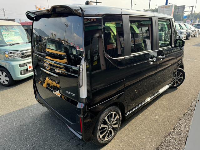Ｎ－ＢＯＸカスタム ベースグレード　衝突被害軽減ブレーキ　スマートキー　スライドドア　ＬＥＤヘッドライト　パワーウインドウ　プッシュスタート　クルーズコントロール　フルオートエアコン　ＡＢＳ　前席シートヒーター　アイドリングストップ（10枚目）