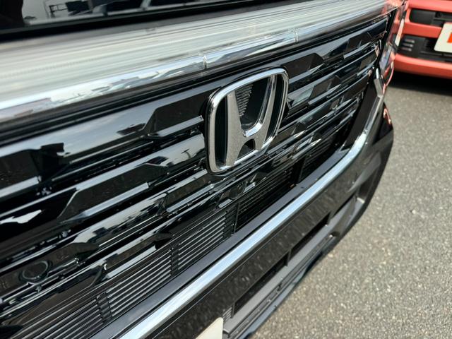 Ｎ－ＢＯＸカスタム ベースグレード　衝突被害軽減ブレーキ　スマートキー　スライドドア　ＬＥＤヘッドライト　パワーウインドウ　プッシュスタート　クルーズコントロール　フルオートエアコン　ＡＢＳ　前席シートヒーター　アイドリングストップ（14枚目）