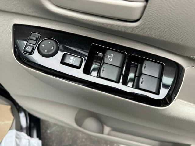 ルークス X スマートキー スライドドア パワーウインドウ プッシュスタート フルオートエアコン ABS 前席シートヒーター(23枚目)