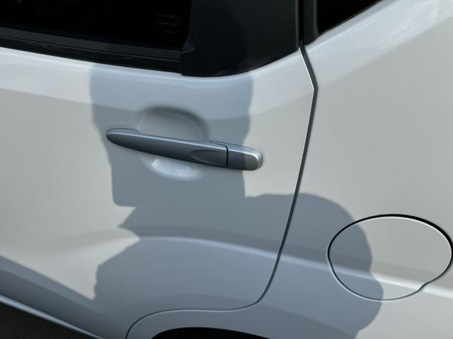 ムーヴ XリミテッドII SAIII フルセグナビ バックカメラ ETC ドラレコ 衝突被害軽減ブレーキ パワーウインドウ プッシュスタート フルオートエアコン アイドリングストップ(17枚目)