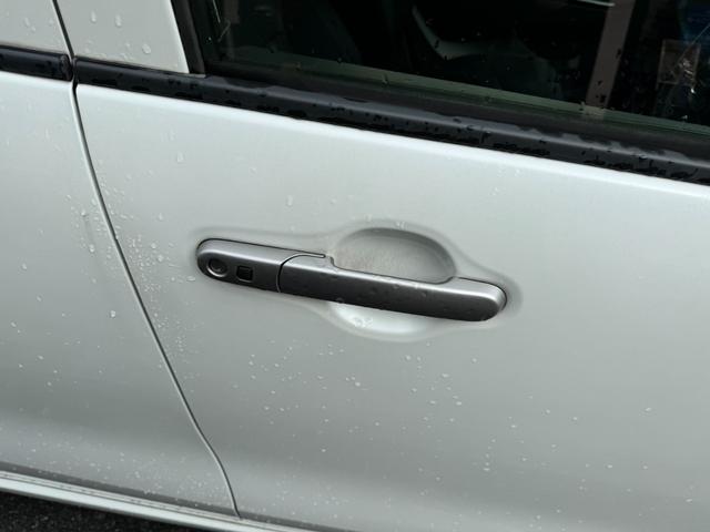 ワゴンＲ ２０周年記念車　フルセグナビ　衝突被害軽減ブレーキ　　　パワーウインドウ　プッシュスタート　フルオートエアコン　ＡＢＳ　アイドリングストップ（10枚目）