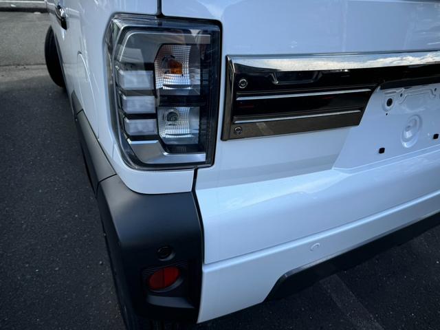 タフト Ｇ　クロムベンチャー　衝突被害軽減ブレーキ　スマートキー　　ＬＥＤヘッドライト　パワーウインドウ　プッシュスタート　　フルオートエアコン　ＡＢＳ　前席シートヒーター（41枚目）