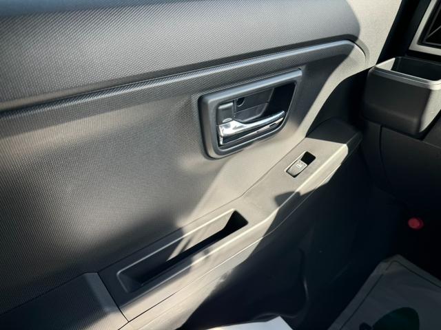 タフト Ｇ　クロムベンチャー　衝突被害軽減ブレーキ　スマートキー　　ＬＥＤヘッドライト　パワーウインドウ　プッシュスタート　　フルオートエアコン　ＡＢＳ　前席シートヒーター（27枚目）