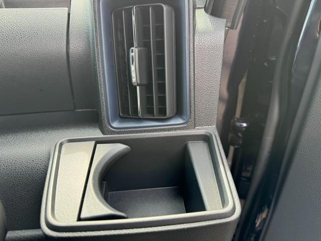 �ˑR�̃p���N�ł�����ɂȂ������͂������܂��񂩁H���̂��Ԃ̓X�y�A�^�C�����قƂ�Ǖt���Ă���܂���B�P�C�J�t�F�͖�����̎��Ԃɔ����ăI���W�i���p���N�ۏ؂����p�ӂ��Ă���܂��B���C�y�ɂ����k�������I