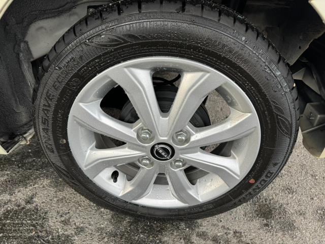 ���Ђ̓͏o�ρi�o�^�ρj���g�p�Ԃ́A�V�ԓo�^������u�T�N�ԁA�������͑��s�P�O�������v�܂ŕۏؒv���܂��B�ۏؓ��e�̓��[�J�[�ۏ؏��i�����e�i���X�m�[�g�j�ɏ����܂��B���ڍׂ̓X�^�b�t�ɂ��q�˂��������B