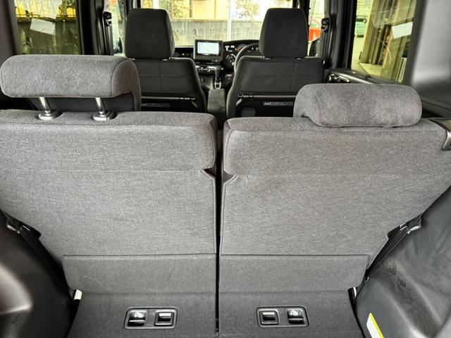 ���Ђ̓o�^�͏o�ϖ��g�p�Ԃ́A�V�ԓo�^������u�T�N�ԁA�������͑��s�P�O�������v�܂ŕۏؒv���܂��B�ۏؓ��e�̓��[�J�[�ۏ؏��i�����e�i���X�m�[�g�j�ɏ����܂��B���ڍׂ̓X�^�b�t�ɂ��q�˂�������