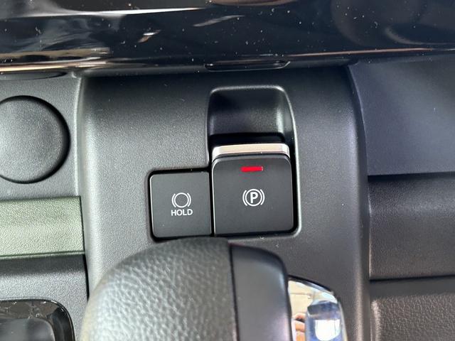 ���Ђ̓͏o�ρi�o�^�ρj���g�p�Ԃ́A�V�ԓo�^������u�T�N�ԁA�������͑��s�P�O�������v�܂ŕۏؒv���܂��B�ۏؓ��e�̓��[�J�[�ۏ؏��i�����e�i���X�m�[�g�j�ɏ����܂��B���ڍׂ̓X�^�b�t�ɂ��q�˂��������B