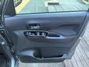 当社の届出済(登録済)未使用車は、新車登録時から「5年間、もしくは走行10万km」まで保証致します。保証内容はメーカー保証書(メンテナンスノート)に準じます。※詳細はスタッフにお尋ねください。