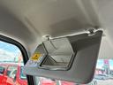 当社の届出済(登録済)未使用車は、新車登録時から「5年間、もしくは走行10万km」まで保証致します。保証内容はメーカー保証書(メンテナンスノート)に準じます。※詳細はスタッフにお尋ねください。