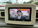 当社の届出済(登録済)未使用車は、新車登録時から「5年間、もしくは走行10万km」まで保証致します。保証内容はメーカー保証書(メンテナンスノート)に準じます。※詳細はスタッフにお尋ねください。