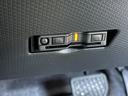 Ｘ　ワンセグナビ　ＥＴＣ　全方位モニター衝突被害軽減ブレーキ　スマートキー　スライドドア　ＬＥＤヘッドライト　パワーウインドウ　プッシュスタート　　フルオートエアコン　ＡＢＳ　アイドリングストップ（25枚目）