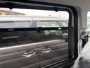 当社の届出済(登録済)未使用車は、新車登録時から「5年間、もしくは走行10万km」まで保証致します。保証内容はメーカー保証書(メンテナンスノート)に準じます。※詳細はスタッフにお尋ねください。