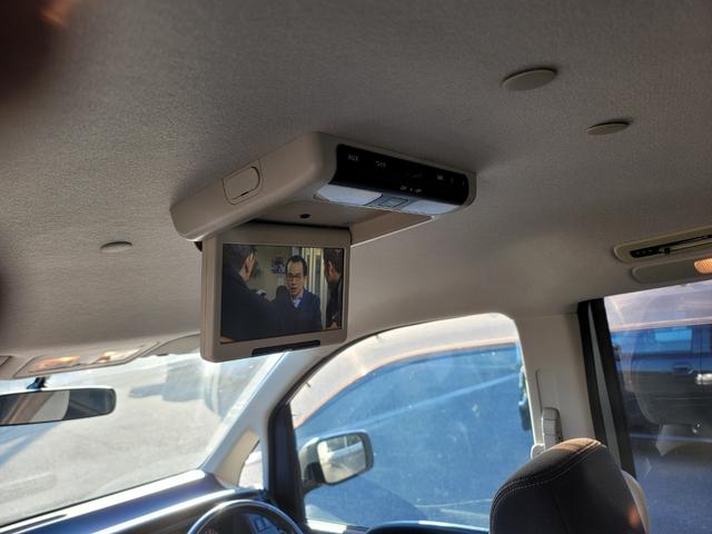 セレナ ハイウェイスター Vセレクション 禁煙車 両側電動スライドドア HDDナビTV フリップダウンモニター バックカメラ ビルトインETC スマートキー2個 純正フルエアロ HIDライト 走行81,936Km(17枚目)