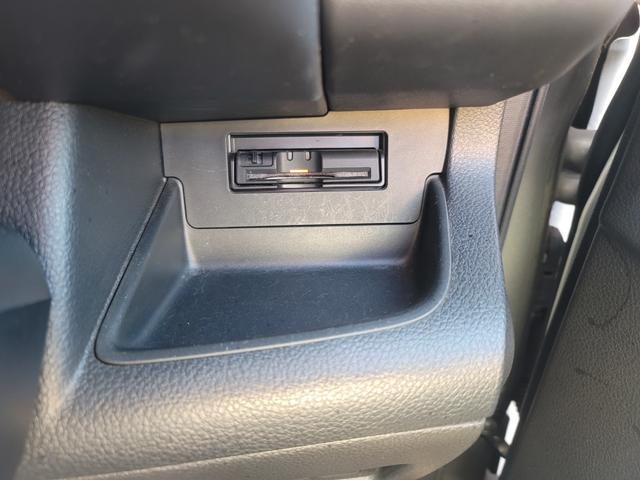 セレナ ハイウェイスター Vセレクション 禁煙車 両側電動スライドドア HDDナビTV フリップダウンモニター バックカメラ ビルトインETC スマートキー2個 純正フルエアロ HIDライト 走行81,936Km(19枚目)