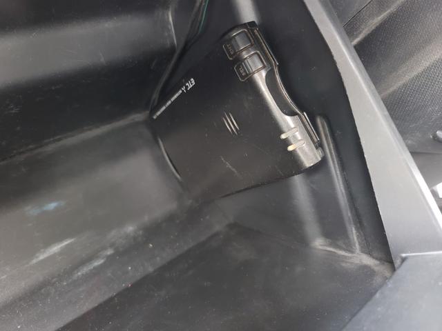 ムーヴ カスタム　Ｘ　後期型　ストラーダＳＤナビフルセグＴＶ　Ｂｌｕｅｔｏｏｔｈ接続　ＥＴＣ　ＨＩＤライト　禁煙車　純正フルエアロ　アイドリングストップ　プッシュスタート　スマートキー　ディーラー仕入れ（16枚目）