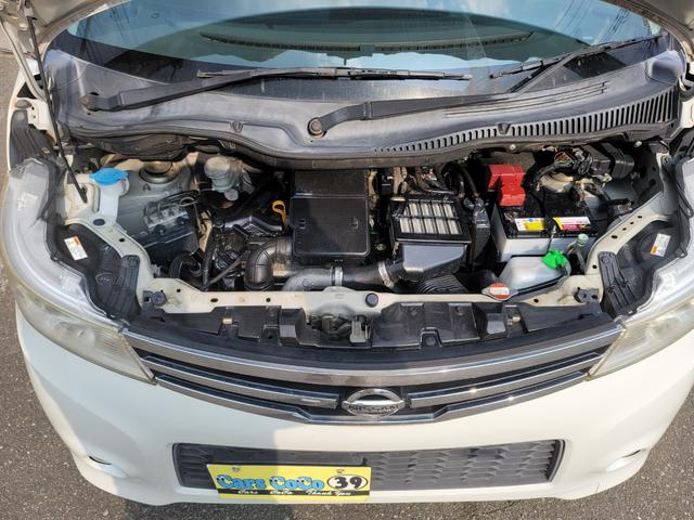 �U�S�n�̓C���^�[�N�[���[�^�[�{�t���ł��̂ő�����X���[�Y�ł����G���W�����[�����L���C�ŃX�b�L�����^�C�~���O�`�F�[���̗p�łP�O���j�����ƂɃx���g�����s�v�ň��S�ł���