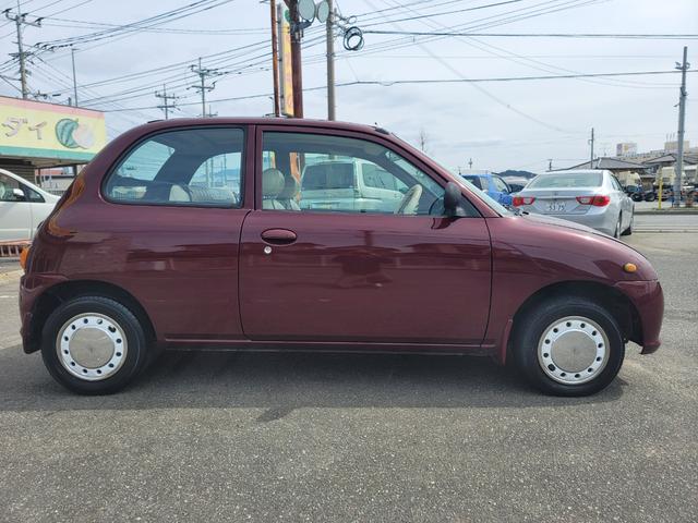 オプティ クラシックIII タイミングベルト交換済 CDステレオ エアコン パワーステアリング パワーウィンドー ホワイトレザー調シート 木目調パネル(9枚目)