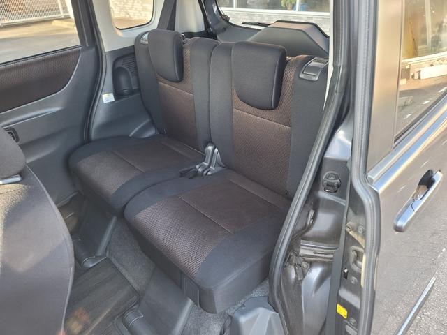 �Ᏸ�v���b�g�t�H�[���ƌ�ȃ_�C�u�_�E���V�[�g�̗̍p�Ŏԓ��L�X��