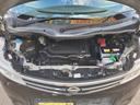 エンジンルームもキレイです☆タイミングチェーン式ですので１０万Ｋｍごとにベルト交換不要ですので安心です☆