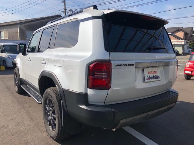 ランドクルーザー250 VX ワンオーナー サンルーフ 革シート 純正ディスプレイオーディオ 地デジ パノラミックビューモニター LEDヘッドライト トヨタセーフティーセンス ブラインドスポットモニター パワーシート ETC(5枚目)