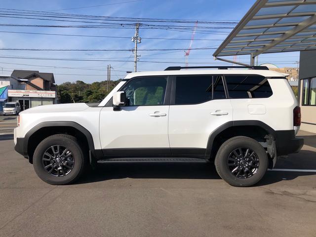 ランドクルーザー250 VX ワンオーナー サンルーフ 革シート 純正ディスプレイオーディオ 地デジ パノラミックビューモニター LEDヘッドライト トヨタセーフティーセンス ブラインドスポットモニター パワーシート ETC(6枚目)