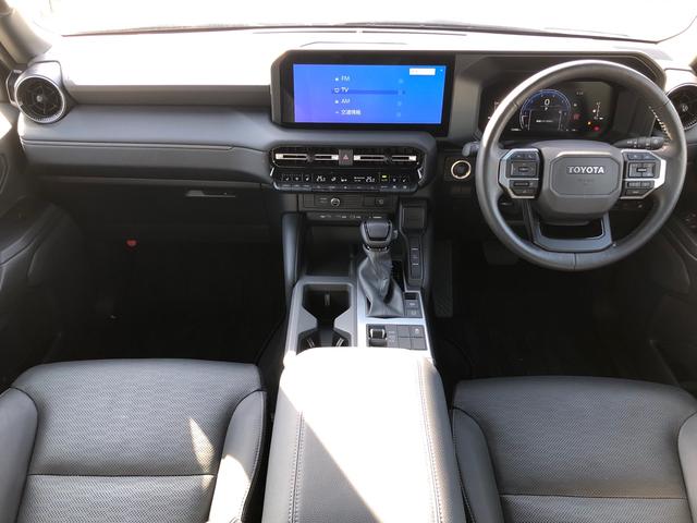 ランドクルーザー250 VX ワンオーナー サンルーフ 革シート 純正ディスプレイオーディオ 地デジ パノラミックビューモニター LEDヘッドライト トヨタセーフティーセンス ブラインドスポットモニター パワーシート ETC(9枚目)