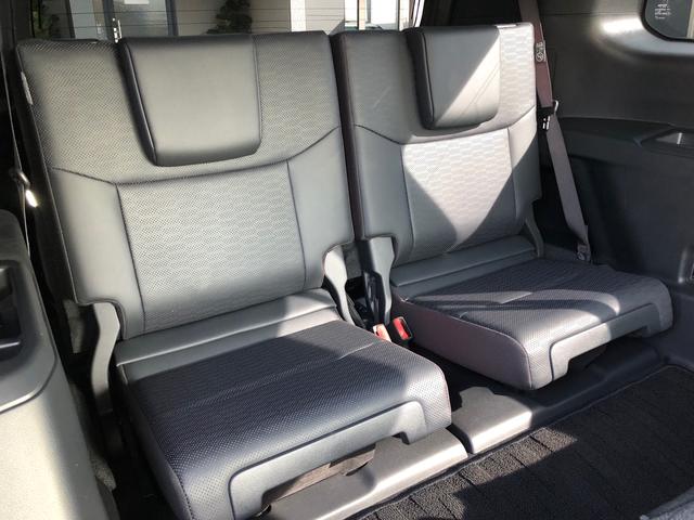 ランドクルーザー250 VX ワンオーナー サンルーフ 革シート 純正ディスプレイオーディオ 地デジ パノラミックビューモニター LEDヘッドライト トヨタセーフティーセンス ブラインドスポットモニター パワーシート ETC(14枚目)